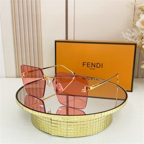 Fendi sunglass-330